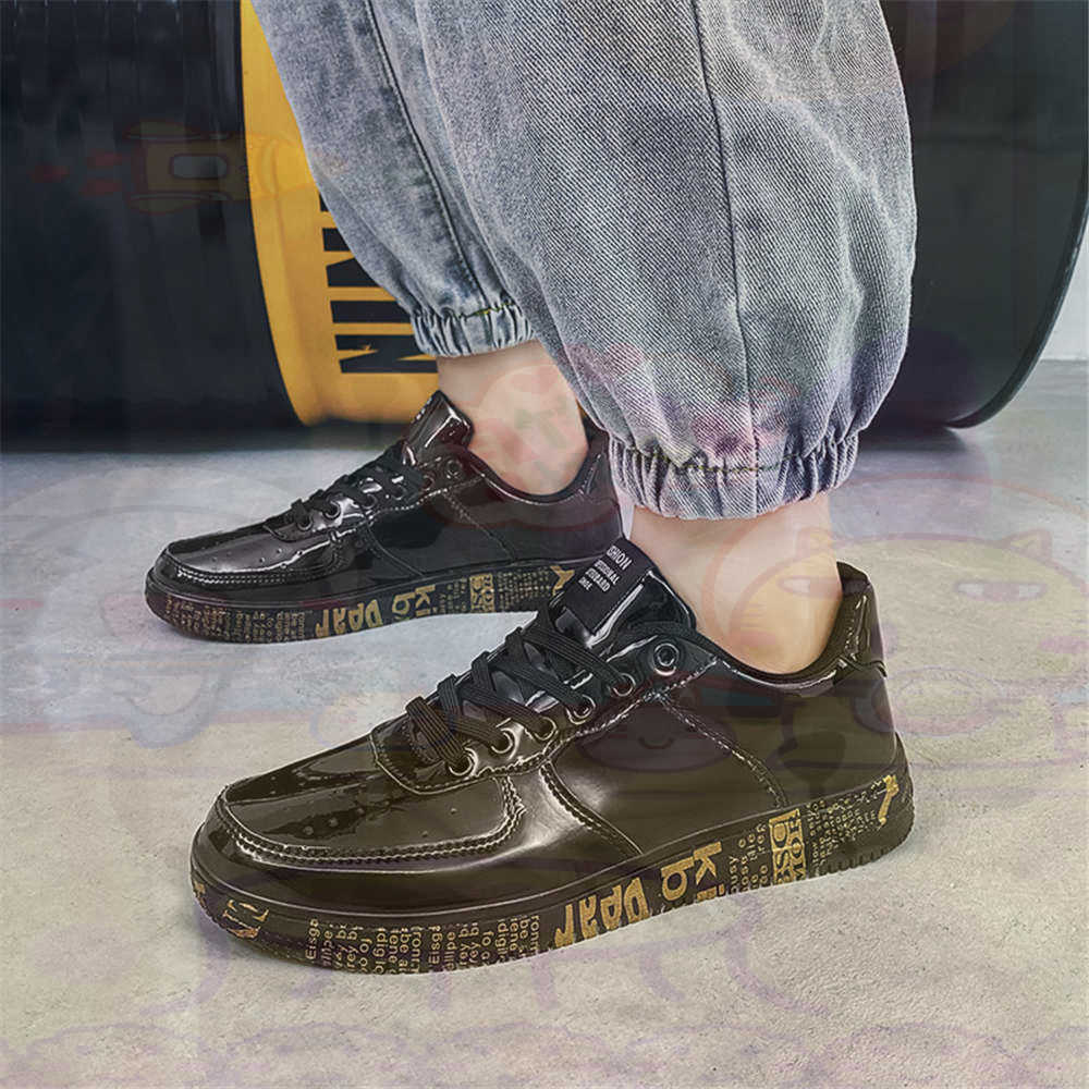 Round Foot Size 45 Sneakers Wh - Badminton News 评论和价格